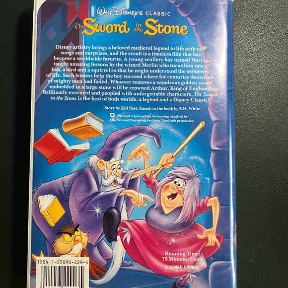 Disney’s The Sword in the Stone VHS Black Diamond Edition #229-1 First Pressing - Picture 2 of 6